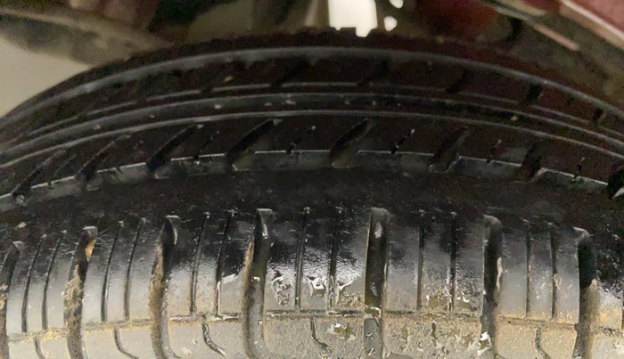2011 Maruti Alto K10 VXI, Petrol, Manual, 63,048 km, Left Rear Tyre Tread