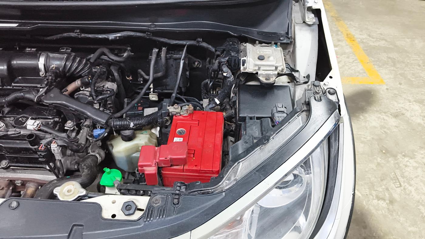 2018 Maruti IGNIS ALPHA 1.2 AMT, Petrol, Automatic, 97,145 km, Engine View - Left