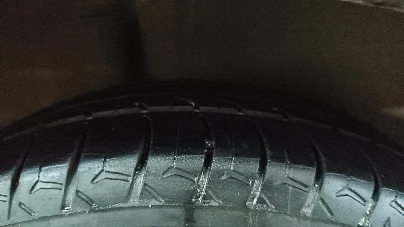 2018 Maruti IGNIS ALPHA 1.2 AMT, Petrol, Automatic, 97,145 km, Right Rear Tyre Tread