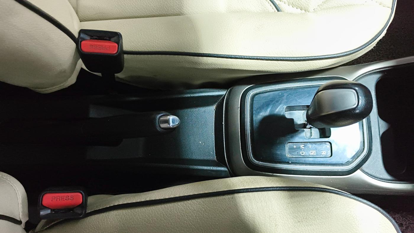 2018 Maruti IGNIS ALPHA 1.2 AMT, Petrol, Automatic, 97,145 km, Gear Lever