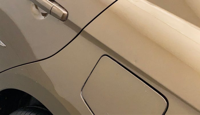 2016 Maruti Ciaz VXI+, Petrol, Manual, 93,385 km, Left quarter panel - Slightly dented