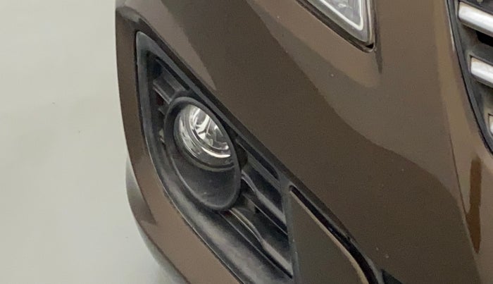 2016 Maruti Ciaz VXI+, Petrol, Manual, 93,385 km, Right fog light - Not working