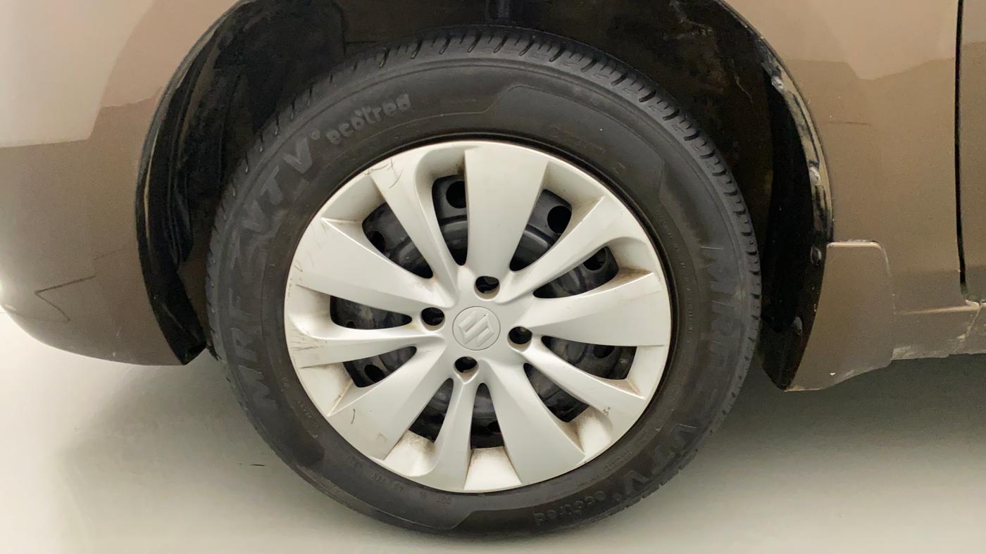 2016 Maruti Ciaz VXI+, Petrol, Manual, 93,385 km, Left Front Wheel