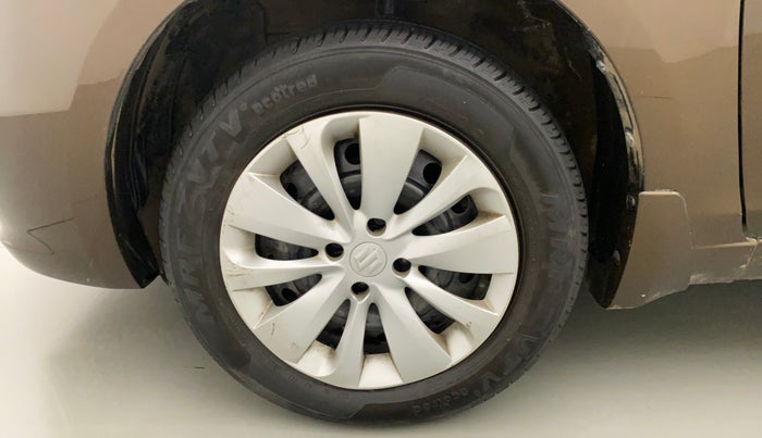 2016 Maruti Ciaz VXI+, Petrol, Manual, 93,385 km, Left Front Wheel