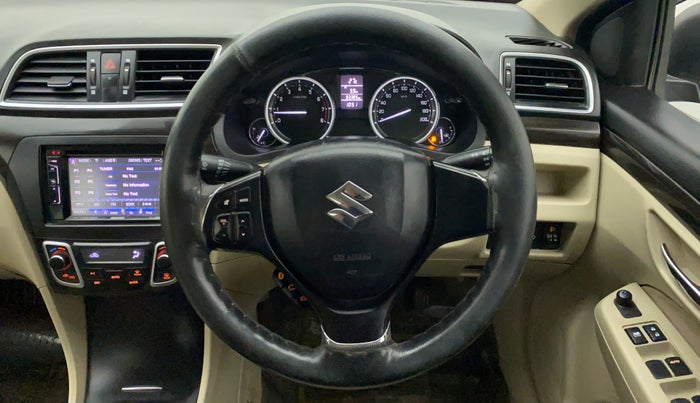 2016 Maruti Ciaz VXI+, Petrol, Manual, 93,385 km, Steering Wheel Close Up