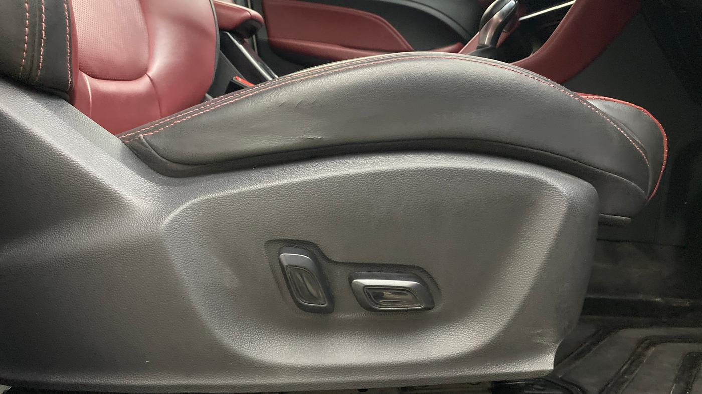 2021 MG ASTOR SAVVY 1.5 CVT S RED, Petrol, Automatic, 46,220 km, Driver Side Adjustment Panel