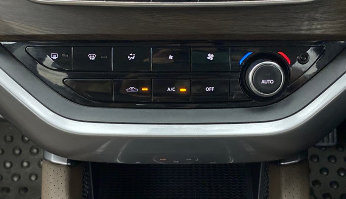 2019 Tata Harrier XZ PLUS 2.0L, Diesel, Manual, 34,430 km, Automatic Climate Control
