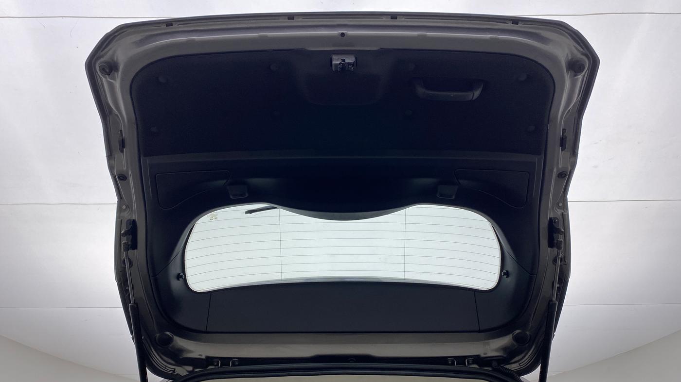 2019 Tata Harrier XZ PLUS 2.0L, Diesel, Manual, 34,430 km, Boot Door Open