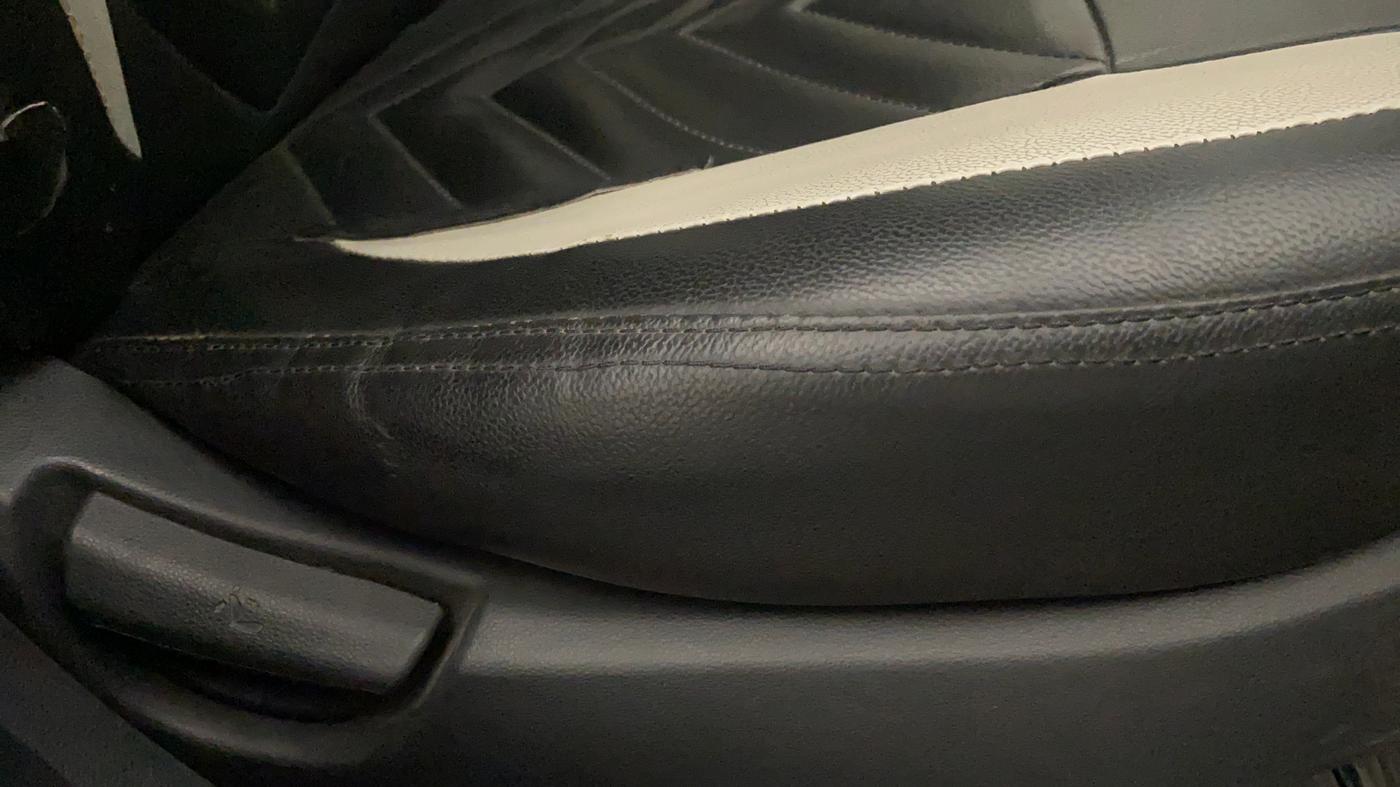 2018 Hyundai Grand i10 SPORTZ AT 1.2 KAPPA VTVT, Petrol, Automatic, 86,975 km, Driver Side Adjustment Panel