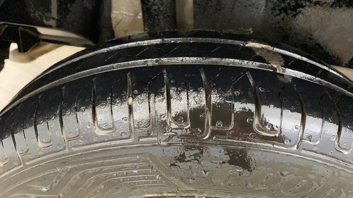 2020 Maruti Swift LXI, Petrol, Manual, 50,544 km, Right Rear Tyre Tread