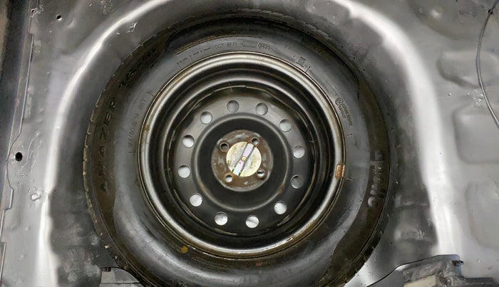 2020 Maruti Swift LXI, Petrol, Manual, 50,432 km, Spare Tyre