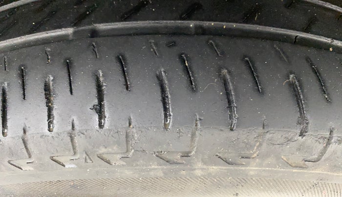 2020 Honda Amaze 1.2L I-VTEC S CVT, Petrol, Automatic, 38,971 km, Right Front Tyre Tread