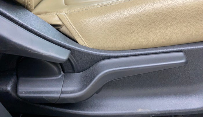 2020 Honda Amaze 1.2L I-VTEC S CVT, Petrol, Automatic, 38,971 km, Driver Side Adjustment Panel