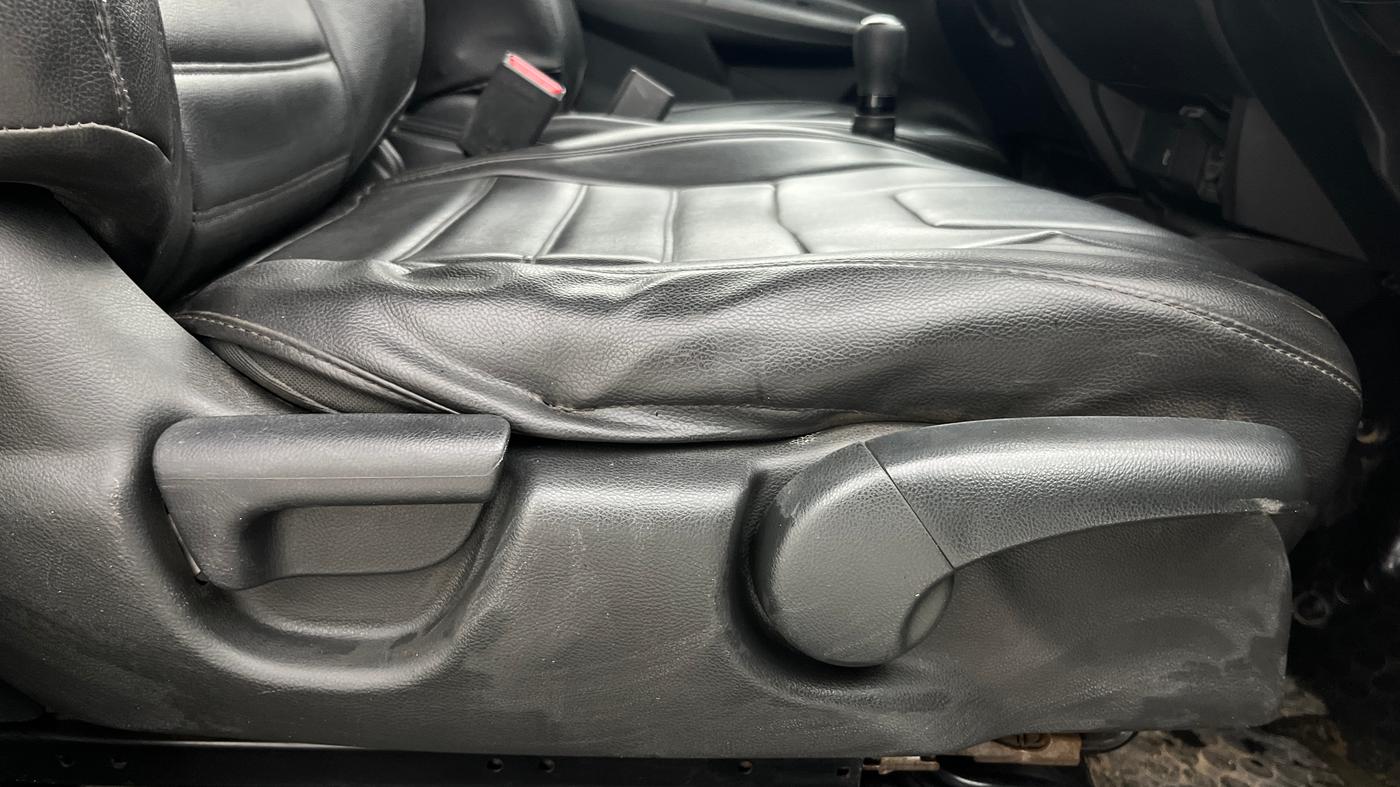 2018 Honda WR-V 1.2L I-VTEC S MT, Petrol, Manual, 70,224 km, Driver Side Adjustment Panel