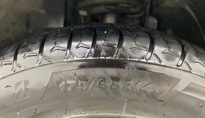 2018 Tata Tiago XZ PETROL, Petrol, Manual, 75,356 km, Left Front Tyre Tread