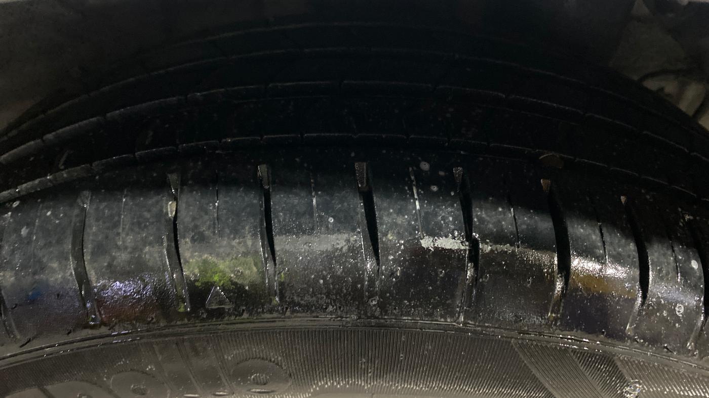 2018 Hyundai Elite i20 ASTA 1.2 (O), CNG, Manual, 1,07,247 km, Left Rear Tyre Tread