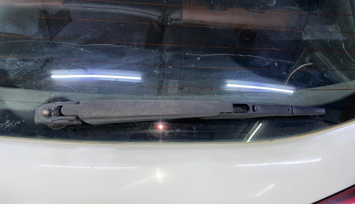 2018 Hyundai Elite i20 ASTA 1.2 (O), CNG, Manual, 1,07,220 km, Rear Wiper