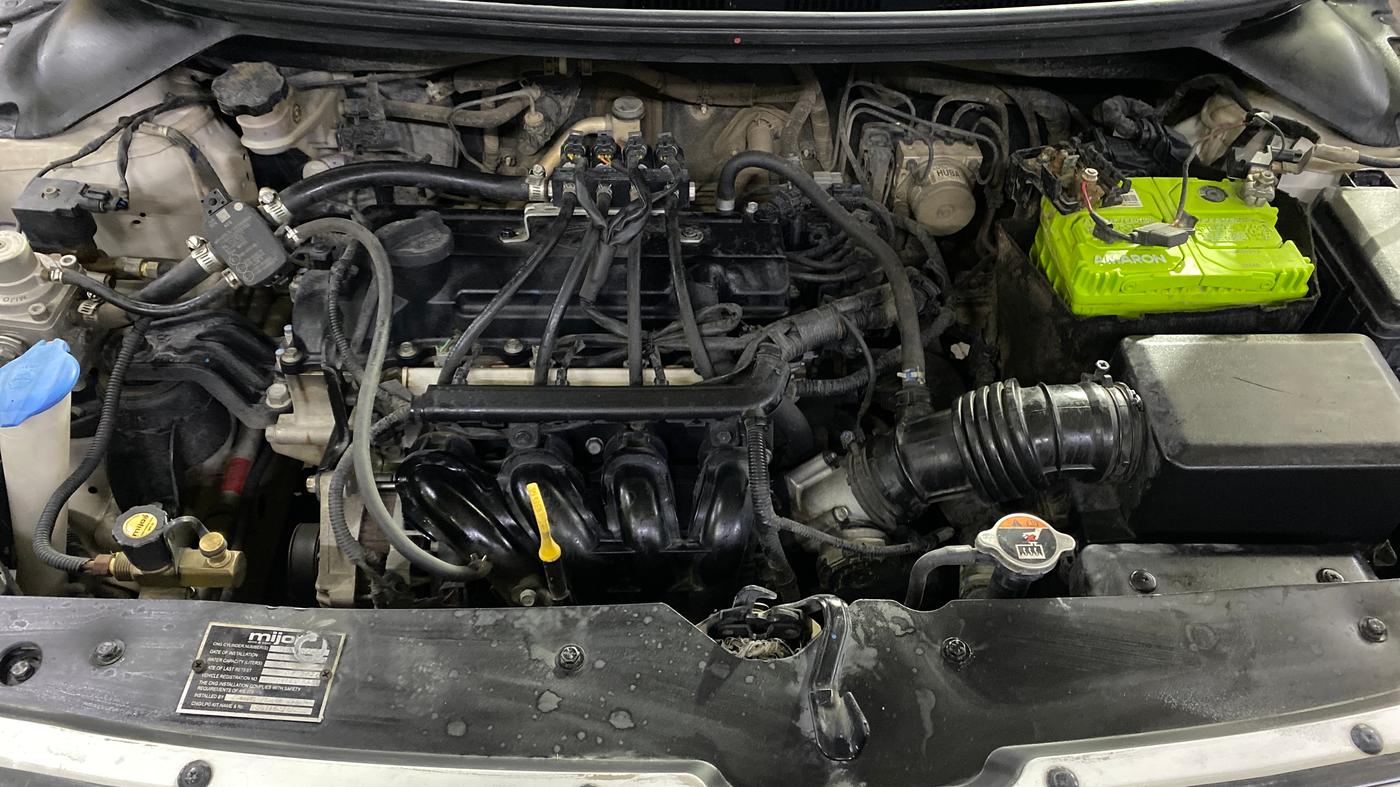 2018 Hyundai Elite i20 ASTA 1.2 (O), CNG, Manual, 1,07,247 km, Engine View