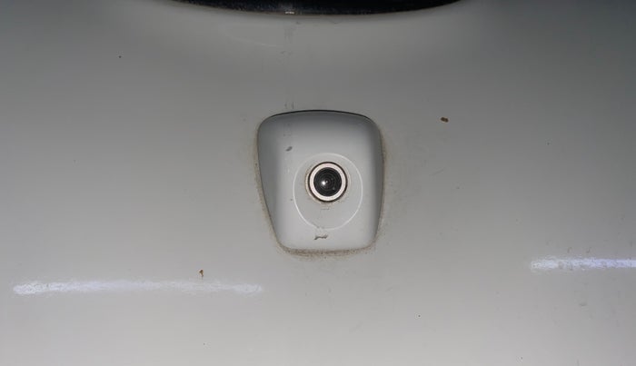 2018 Hyundai Elite i20 ASTA 1.2 (O), CNG, Manual, 1,07,220 km, Parking Camera