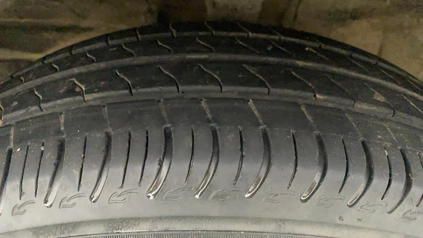 2020 Maruti S PRESSO VXI, Petrol, Manual, 23,393 km, Left Front Tyre Tread
