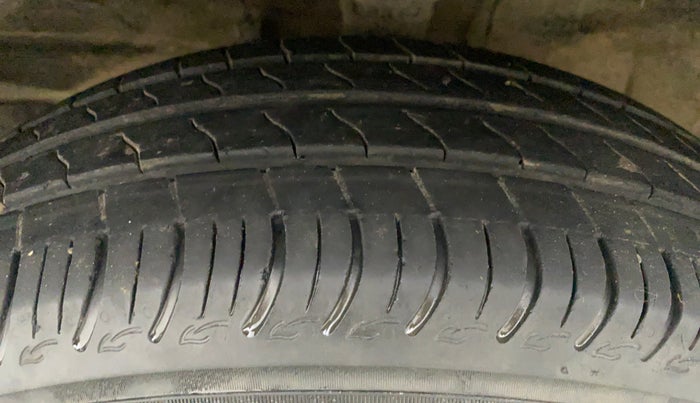 2020 Maruti S PRESSO VXI, Petrol, Manual, 23,393 km, Left Front Tyre Tread
