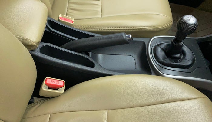 2017 Honda City 1.5L I-VTEC V MT, Petrol, Manual, 91,841 km, Gear Lever