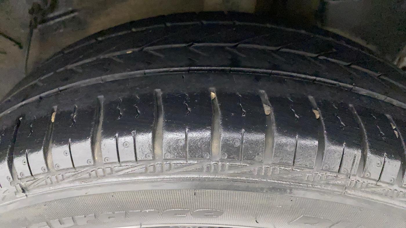 2015 Toyota Etios Liva GD, Diesel, Manual, 90,628 km, Left Rear Tyre Tread