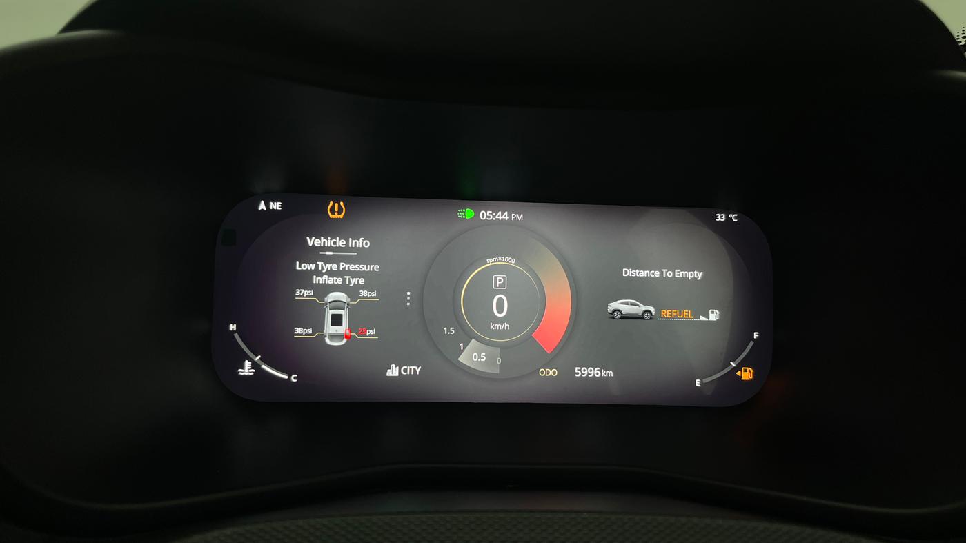 2025 Tata Curvv Accomplished S 1.2 Petrol 7DCA, Petrol, Automatic, 5,998 km, Odometer Image