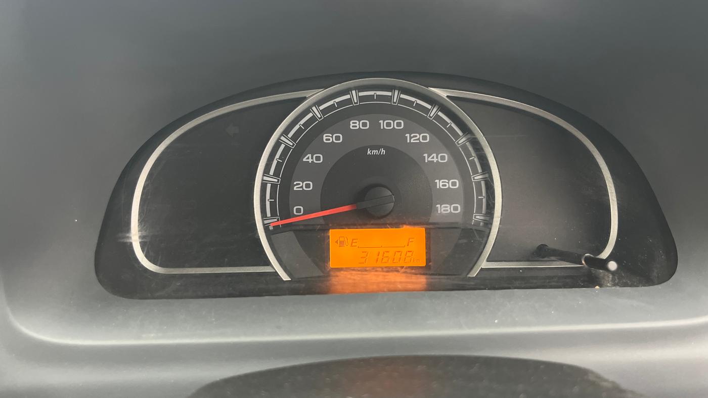 2014 Maruti Alto 800 LXI, Petrol, Manual, 31,587 km, Odometer Image