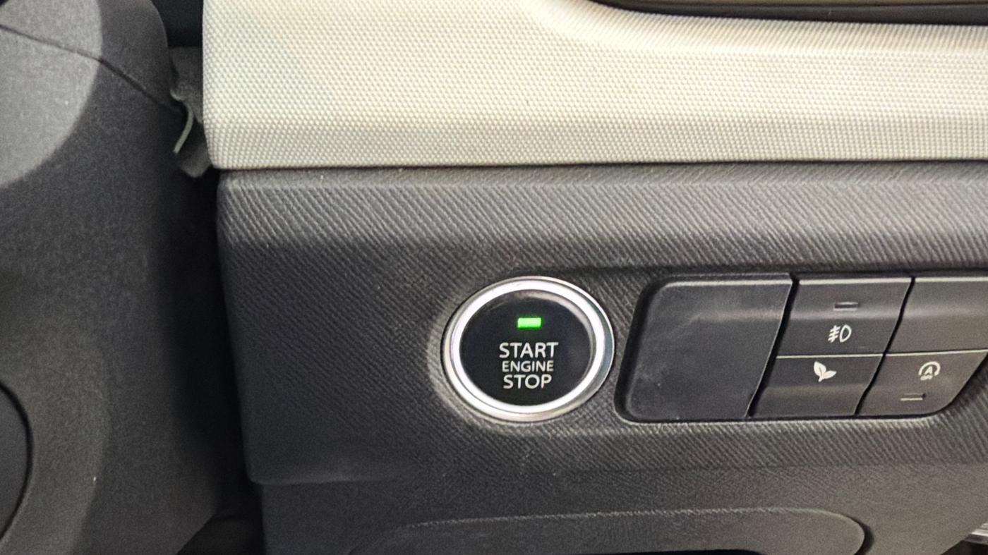 2022 Tata PUNCH ACCOMPLISHED MT, Petrol, Manual, 34,689 km, Keyless Start/ Stop Button