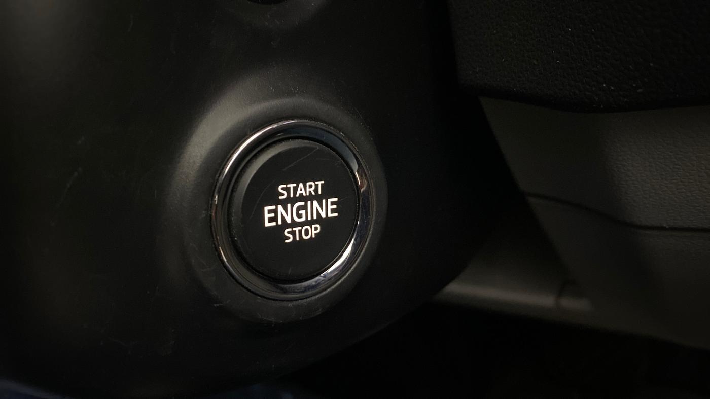 2021 Skoda KUSHAQ STYLE 1.0L TSI AT, Petrol, Automatic, 28,337 km, Keyless Start/ Stop Button