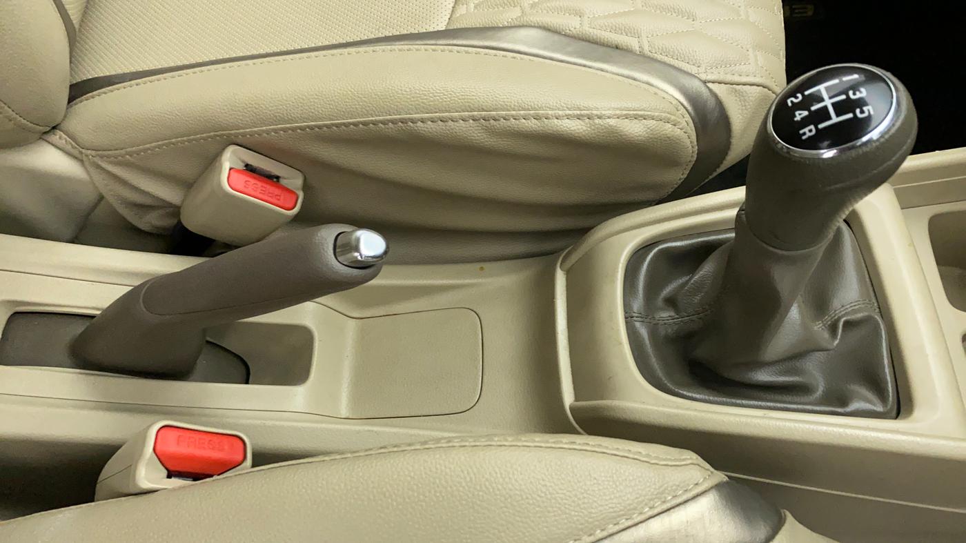 2019 Maruti Ertiga VXI SHVS, Petrol, Manual, 7,031 km, Gear Lever