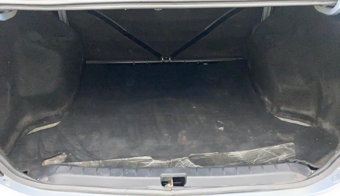 2011 Toyota Etios G, Petrol, Manual, 44,432 km, Boot Inside