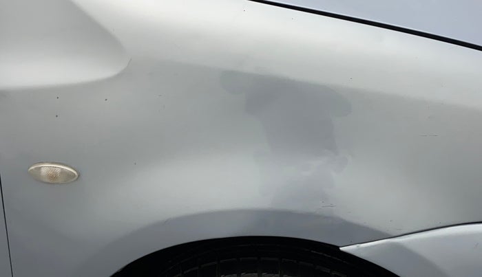 2011 Toyota Etios G, Petrol, Manual, 44,432 km, Right fender - Slightly dented