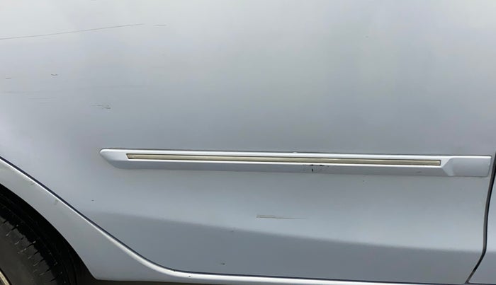 2011 Toyota Etios G, Petrol, Manual, 44,432 km, Right rear door - Minor scratches