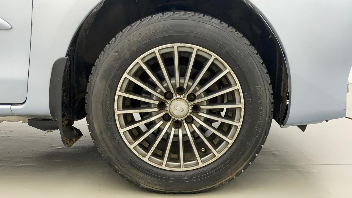 2011 Toyota Etios G, Petrol, Manual, 44,432 km, Right Front Wheel