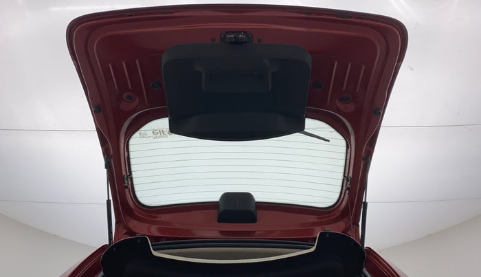 2017 Renault Duster RXS CVT 106 PS, Petrol, Automatic, 28,486 km, Boot Door Open