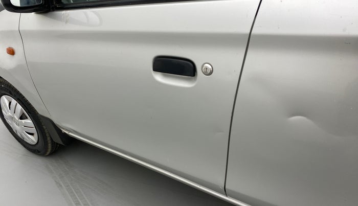 2016 Maruti Alto 800 LXI, Petrol, Manual, 30,238 km, Front passenger door - Slightly dented