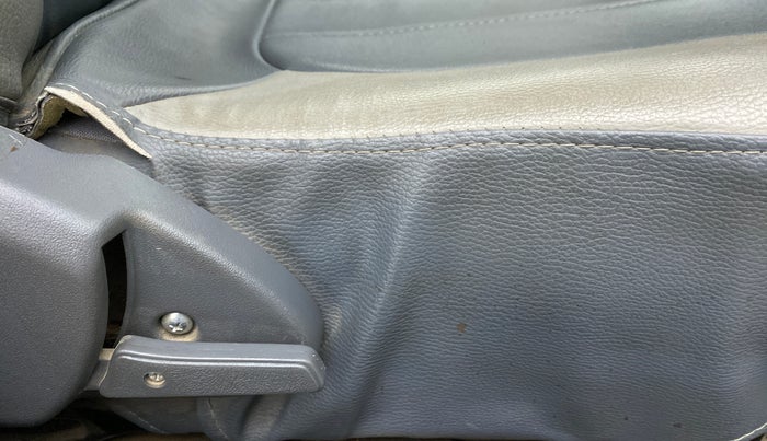 2016 Maruti Alto 800 LXI, Petrol, Manual, 30,238 km, Driver Side Adjustment Panel