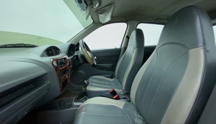 2016 Maruti Alto 800 LXI, Petrol, Manual, 30,238 km, Right Side Front Door Cabin