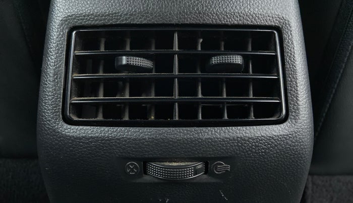 2018 Hyundai Elite i20 Magna Executive 1.2, Petrol, Manual, 28,422 km, Rear AC Vents