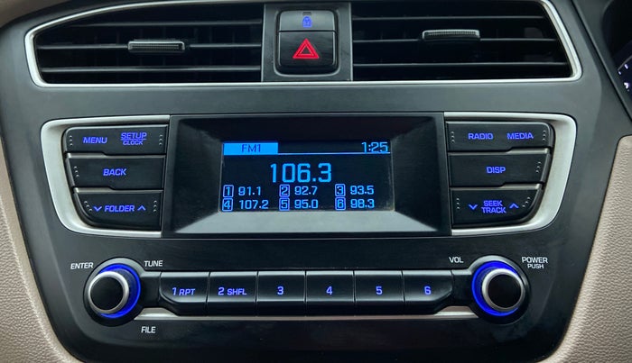 2018 Hyundai Elite i20 Magna Executive 1.2, Petrol, Manual, 28,422 km, Infotainment System