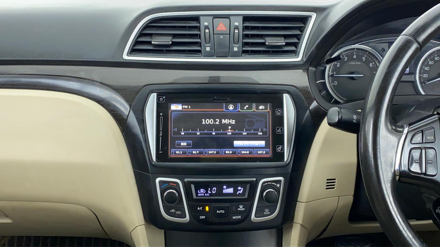 2016 Maruti Ciaz ZXI+ AT, Petrol, Automatic, 94,040 km, Air Conditioner