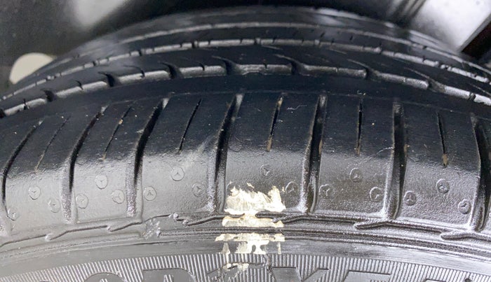 2016 Maruti Ciaz ZXI+ AT, Petrol, Automatic, 94,040 km, Left Rear Tyre Tread