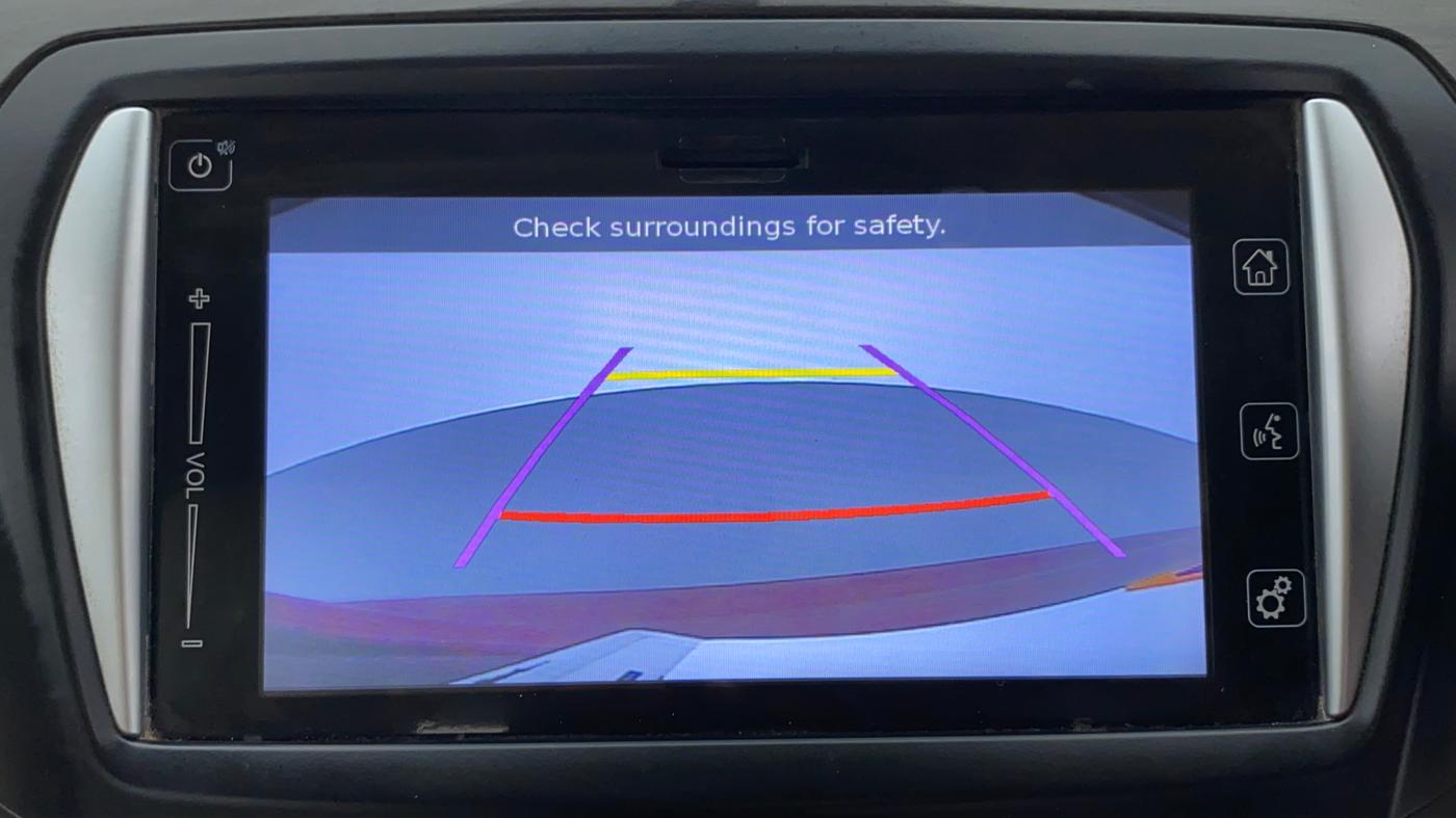 2016 Maruti Ciaz ZXI+ AT, Petrol, Automatic, 94,040 km, Parking Camera
