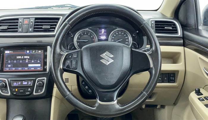 2016 Maruti Ciaz ZXI+ AT, Petrol, Automatic, 94,040 km, Steering Wheel Close Up