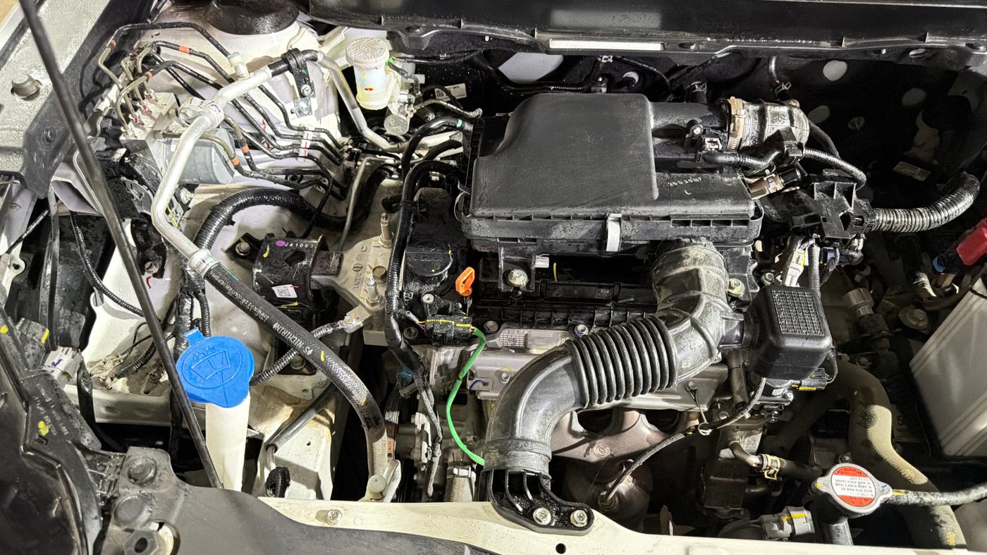 2025 Maruti Grand Vitara DELTA SMART HYBRID AT, Petrol, Automatic, 6,635 km, Engine View - Right