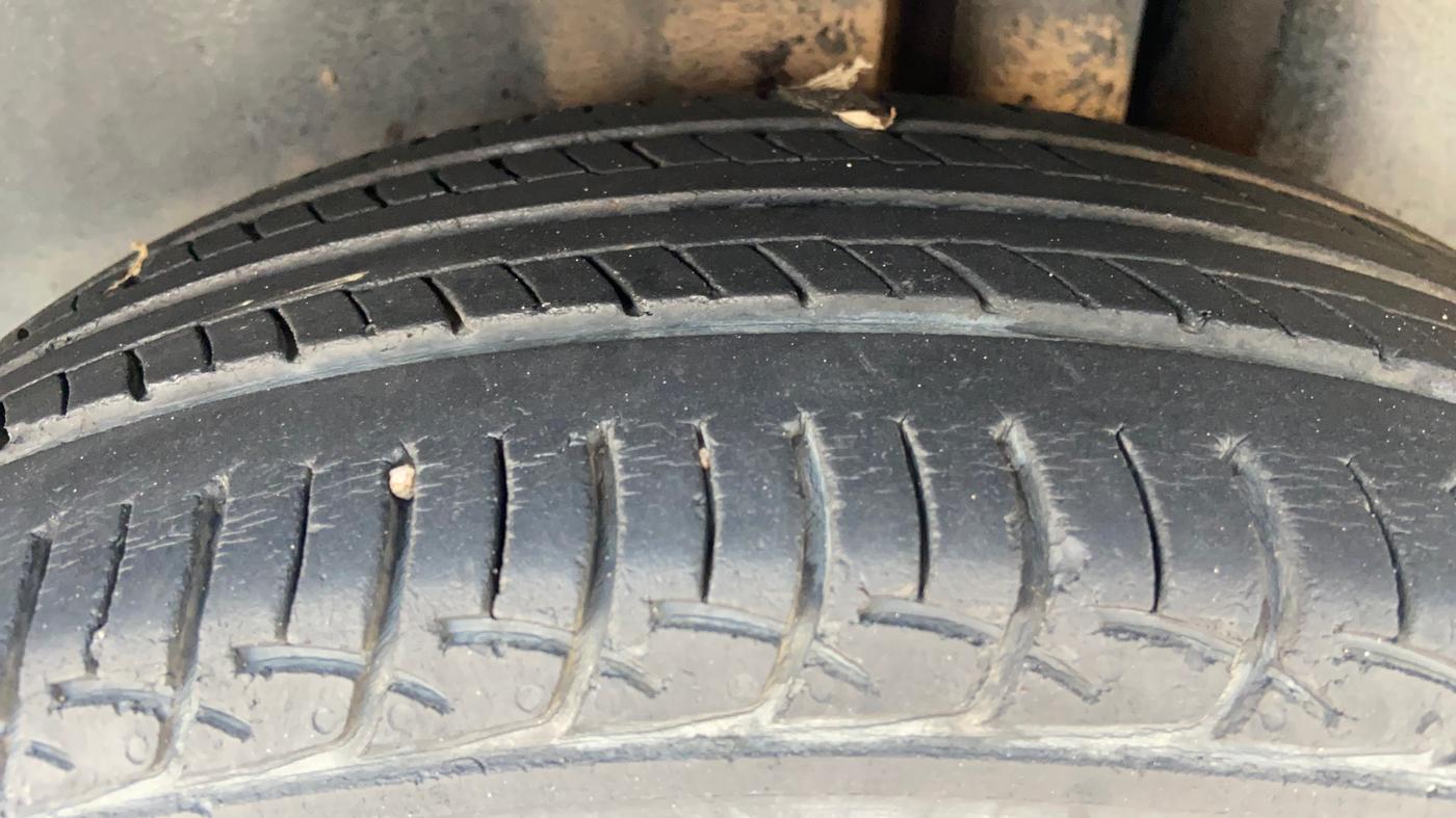 2018 Maruti Ciaz DELTA 1.4 MT PETROL, Petrol, Manual, 70,460 km, Left Rear Tyre Tread