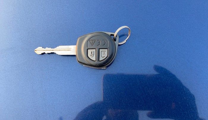 2018 Maruti Ciaz DELTA 1.4 MT PETROL, Petrol, Manual, 70,418 km, Key Close Up