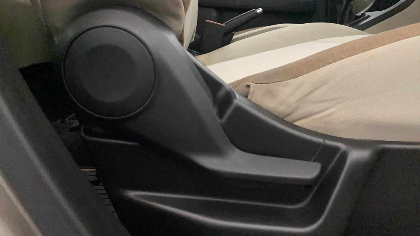 2019 Maruti New Wagon-R ZXI 1.2, Petrol, Manual, 64,512 km, Driver Side Adjustment Panel